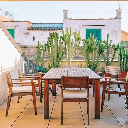 Magma - & Roof Guest house Naples